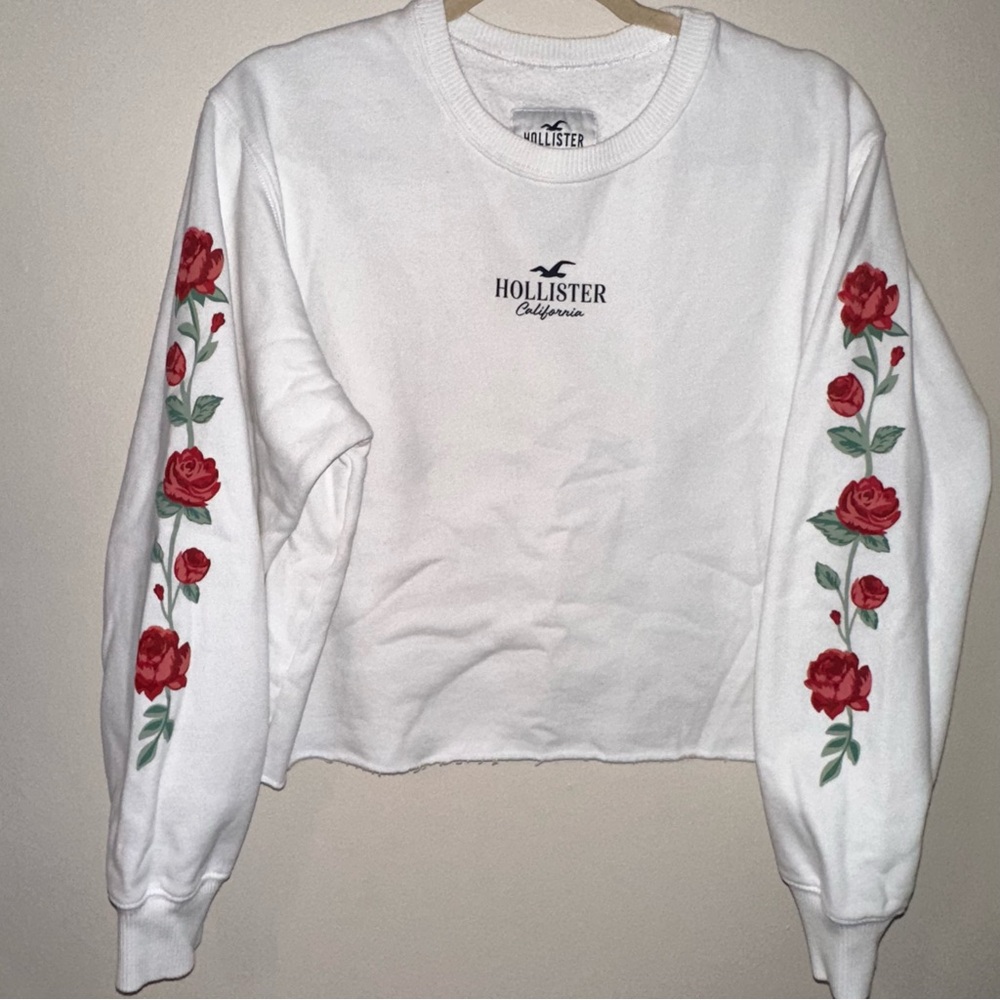 Hollister With Roses On Sleeves White Cropped Crewneck Sweater Size: Small